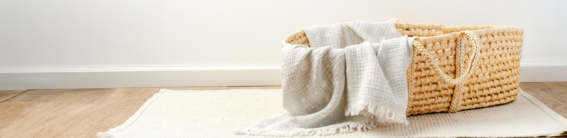 01_banner_kategorie_essentials_kindertapetenwelt