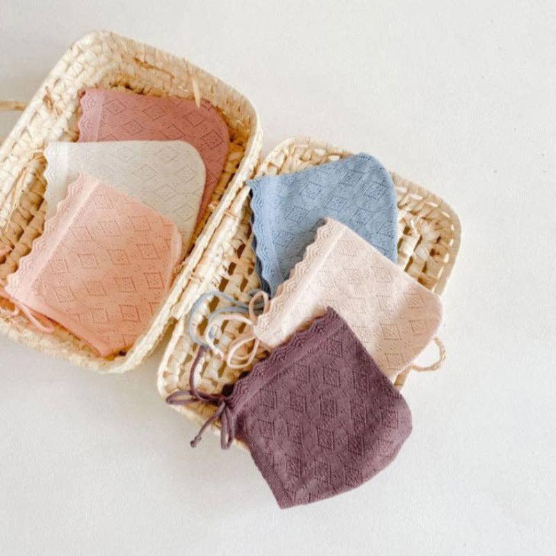 Annie & Charles® Baby Mütze zum Binden color: rosa