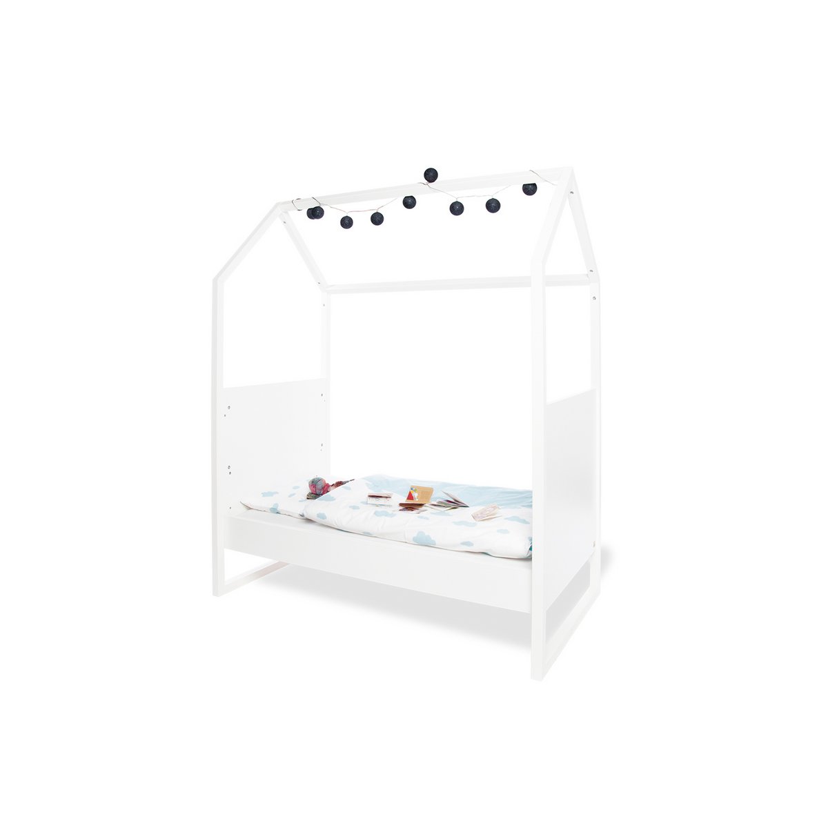 Nursery 'Hilda & Pan' wide large, white
3 parts: house bed, wide changing unit, large wardrobe