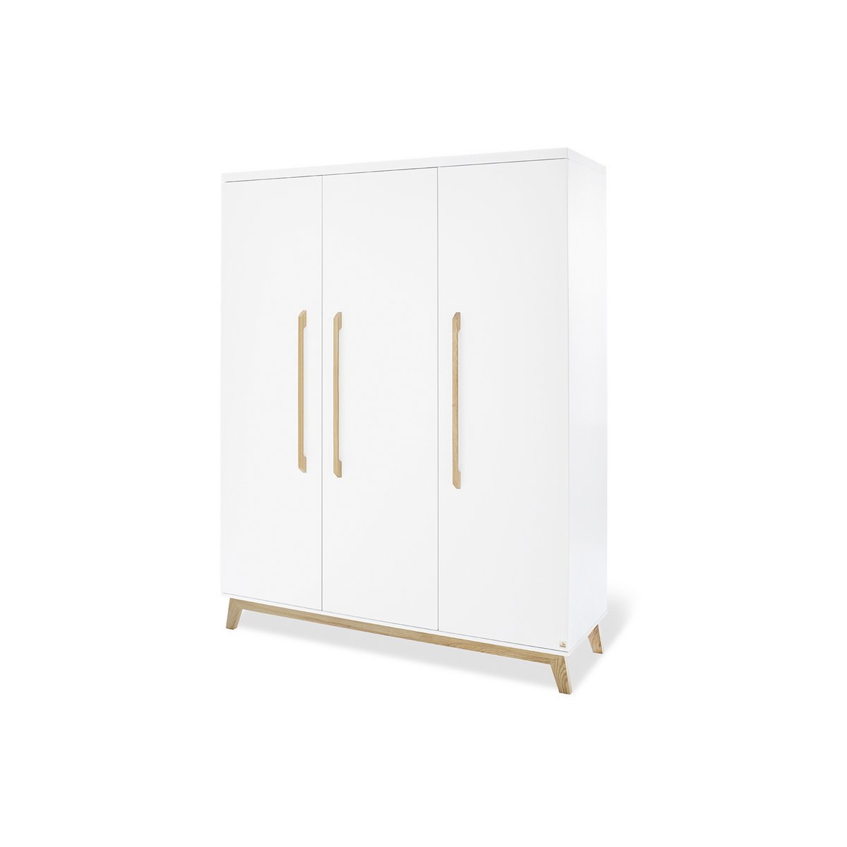Nursery 'Riva' extra wide large, incl. wall shelf
4 parts: cot bed, extra wide changing unit, large wardrobe, wall shelf