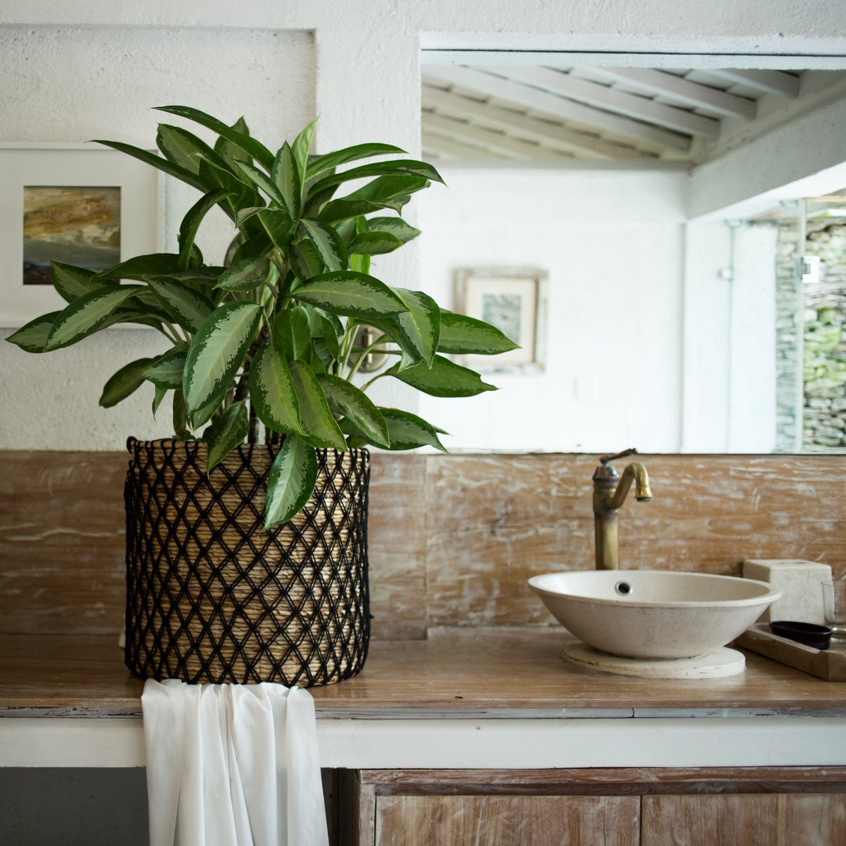 Aufbewahrungskorb PURA | Pflanzenkorb | Wäschekorb (schwarz) aus Bananenfaser (3 Größen) Größe: S