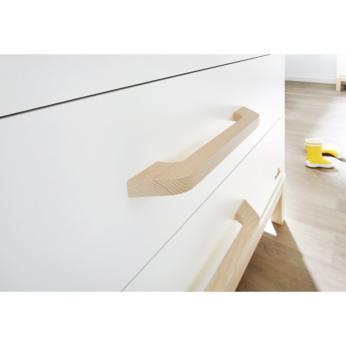 Starter-Set 'Light' breit 2-teilig: Kinderbett, breite Wickelkommode