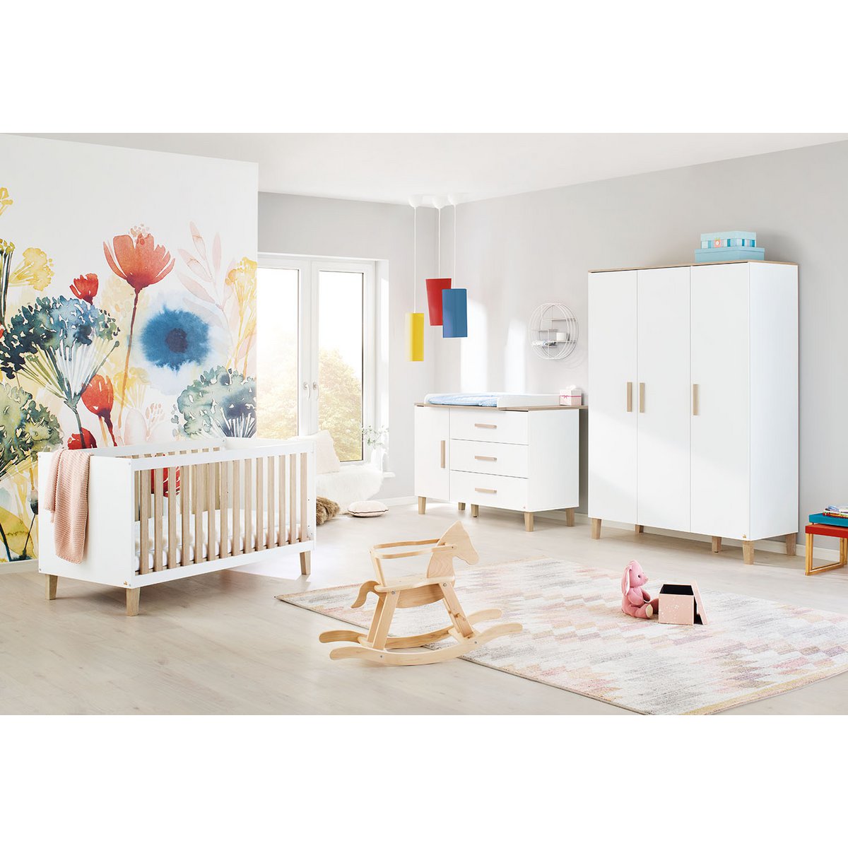 Nursery 'Lumi' extra wide large
3 parts: cot bed, extra wide changing unit, large wardrobe