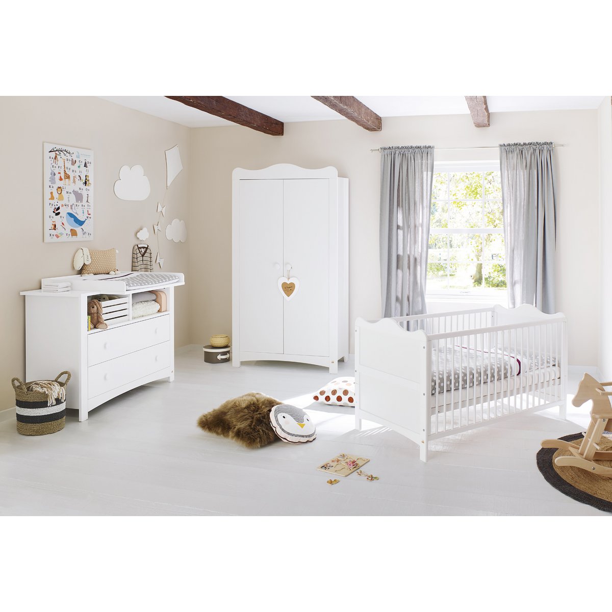 Kinderzimmer 'Florentina' extra breit 3-teilig: Kinderbett, extra breite Wickelkommode, 2-türiger Kleiderschrank